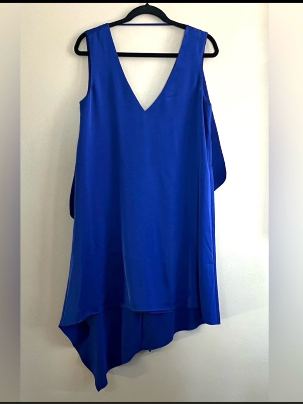 BCBGMaxazria Shana royal blue sleeveless v neck high low dress size small